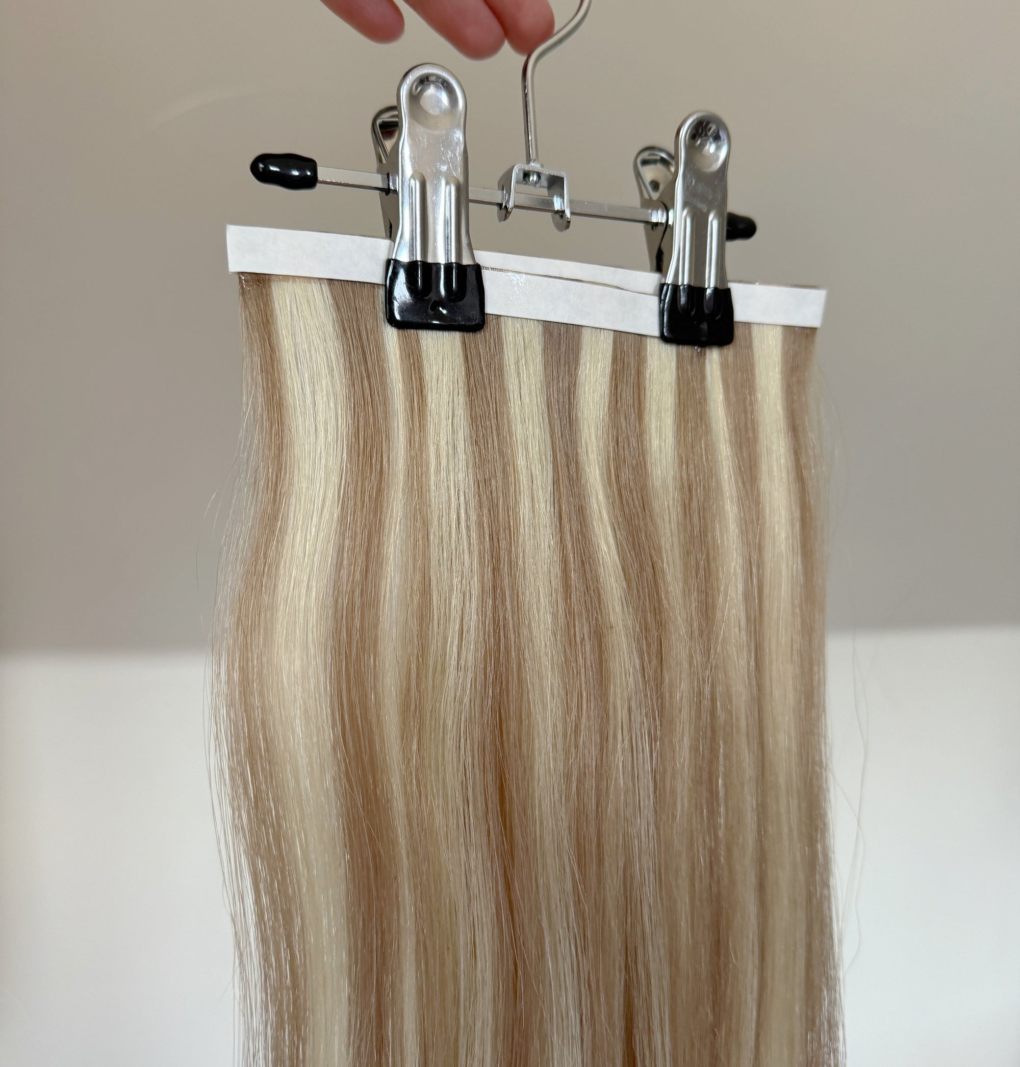 Cold Beige/Blonde Highlights Straight DIY Hair Extensions Kit